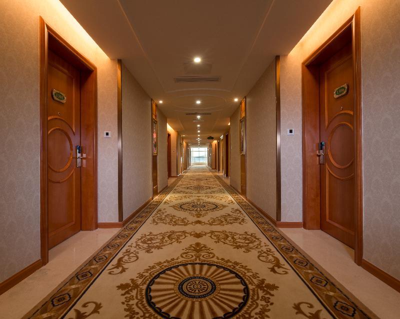 Vienna Hotel Guangzhou Airport Exterior foto