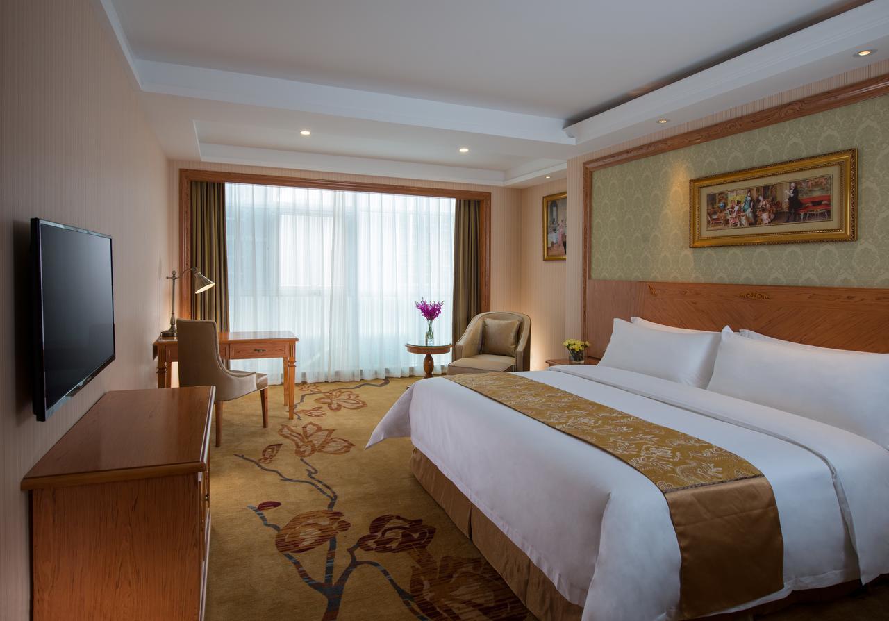 Vienna Hotel Guangzhou Airport Exterior foto